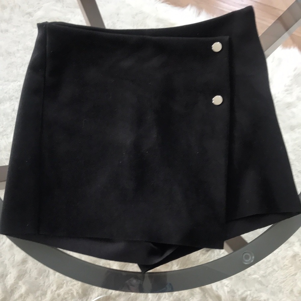 Zara skort